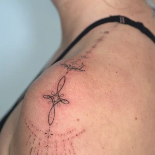 DSC04981 - The Black Hat Tattoo