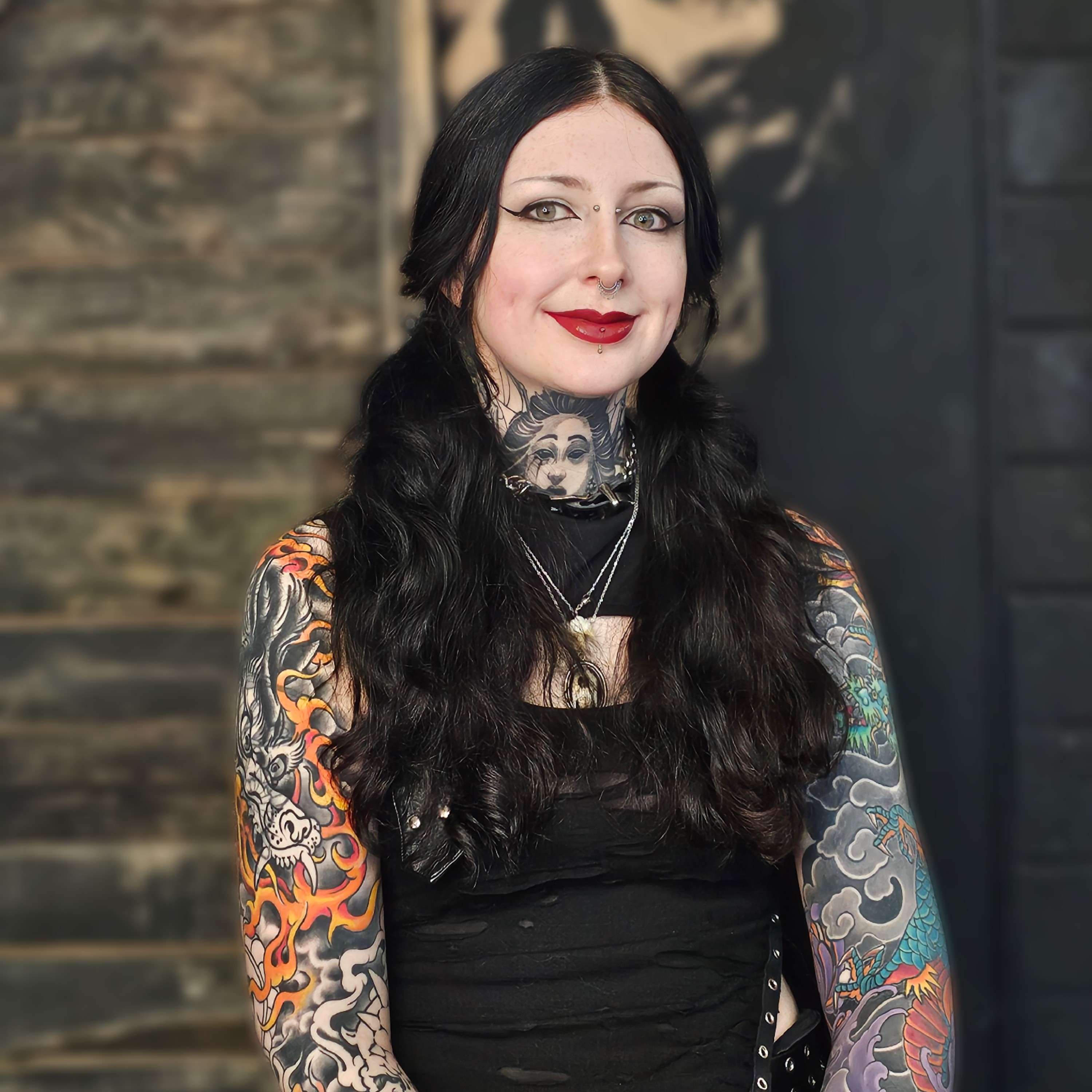 Séarlaitportrait - The Black Hat Tattoo