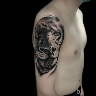 Tiger Tattoo - Black Hat Tattoo Dublin - shoulder - The Black Hat Tattoo