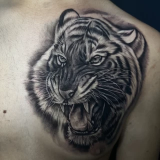 Nicolás - résident artist - Black Hat Dublin - realism - The Black Hat Tattoo