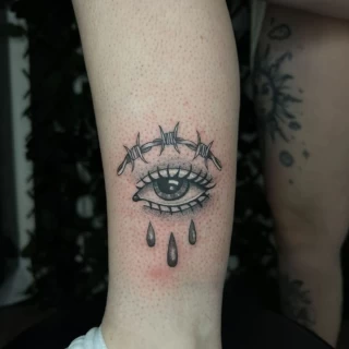 Black Hat Tattoo Dublin 2023 - Sandra - Tattoo Artist7 - The Black Hat Tattoo