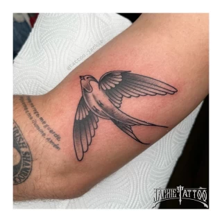 8B62F355-FDC8-4E93-9D74-DD731322339C - The Black Hat Tattoo