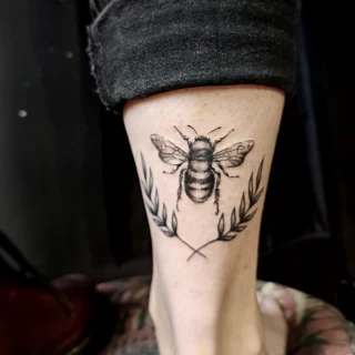 Bee  Insect Tattoo - Black Hat Tattoo Dublin - - The Black Hat Tattoo