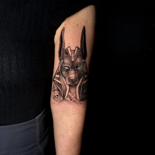 6beb21fc-1e69-47cc-9a44-0b715e04f309 - The Black Hat Tattoo