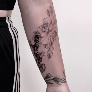 B8EAFD46-0D62-4799-95A8-1C01E88B69C9.jpeg - The Black Hat Tattoo