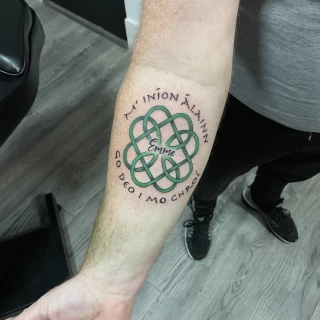 Celtic knot green - Irish & Celtic Tattoo - Black Hat Tattoo Dublin - The Black Hat Tattoo