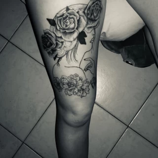 Back Hat Tattoo Nice 2023 - Melissa - Tattoo Artist Nice3 - The Black Hat Tattoo