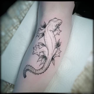 Lizard - Small Tattoo idea - Black Hat Tattoo Dublin - The Black Hat Tattoo