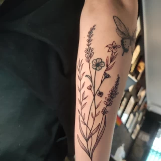 Bunch of flowers fine lines - Minimalism Dotwork and Linework  - Black Hat Tattoo Dublin - The Black Hat Tattoo