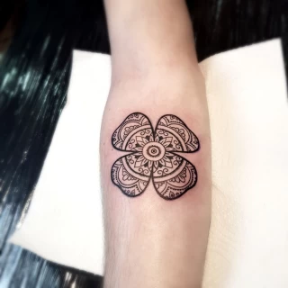 Clover Tattoo - Irish & Celtic Tattoo - Black Hat Tattoo Dublin - The Black Hat Tattoo