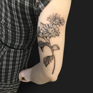 Flower Tattoo - Blackwork Darkwork - Black Hat Tattoo Dublin - The Black Hat Tattoo