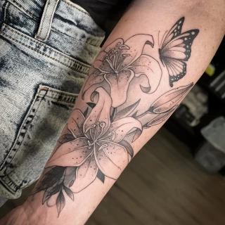 Lys flowers on arm realism - Tattoo for girls - Black Hat Tattoo Dublin - The Black Hat Tattoo