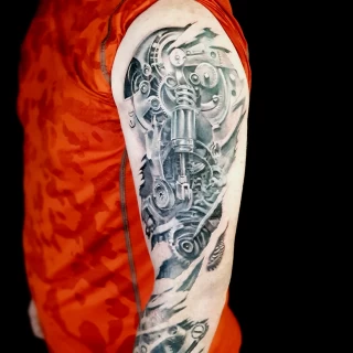 Biomechanical Tattoo on upper arm - half sleeve - Tattoo Dublin - Black Hat- Black Hat Tattoo Dublin - The Black Hat Tattoo
