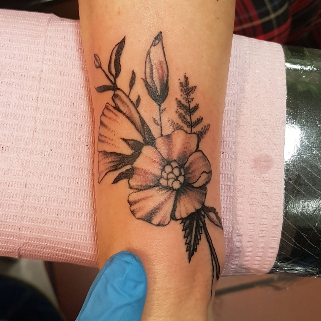 Back Hat Tattoo Nice 2023 - Nad Savarino - Tattoo Artist Guest Nice14 - The Black Hat Tattoo