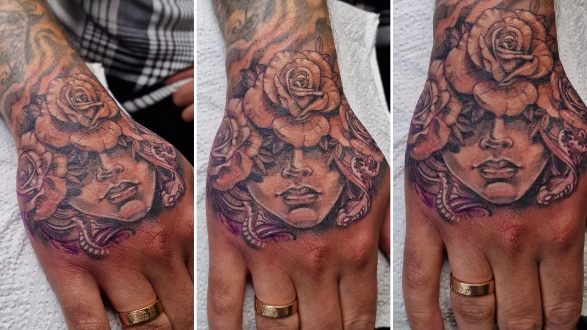 Hands-and-Fingers-Tattoos---Black-Hat-Tattoo-Dublin-4