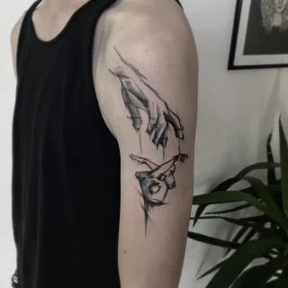 E26AD91E-1C32-4DC9-B990-B21989A44E87.jpeg - The Black Hat Tattoo