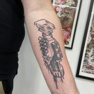 Valdes Guest Artiste Black Hat Tattoo Nice - Tattoo Pictures - April 2023image_6487327 - The Black Hat Tattoo