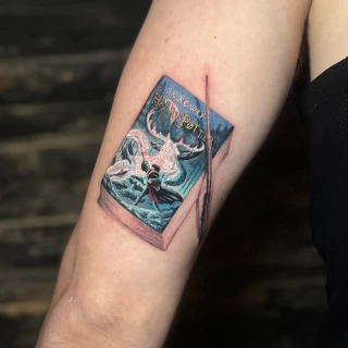 Nicolás - résident artist - Black Hat Dublin - realism - The Black Hat Tattoo