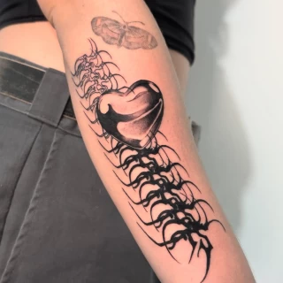 Galilea - resident artist - Black Hat Dublin - cybersigilism - The Black Hat Tattoo