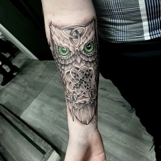 Irish knot and owl - Irish & Celtic Tattoo - Black Hat Tattoo Dublin - The Black Hat Tattoo